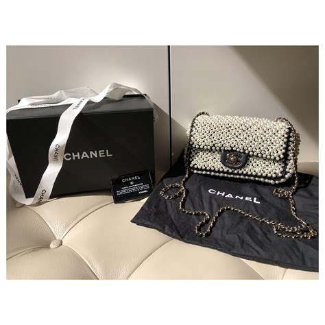 chanel pearl handbag